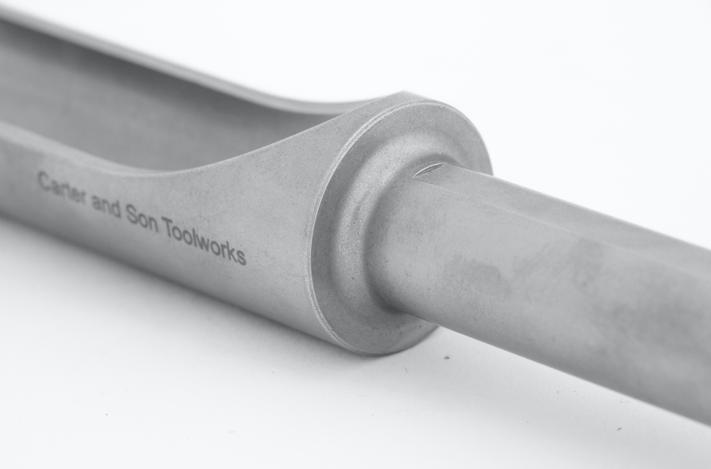 1-1/4" Spindle Roughing Gouge w/ 20" Handle