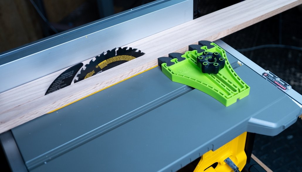 Portable Saw Featherboard