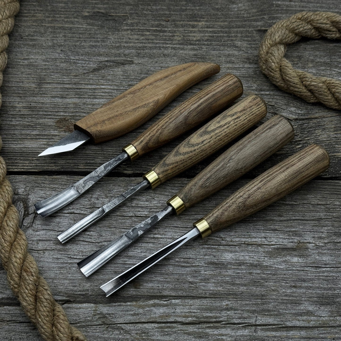 5-Piece Wood Carving Set – Whittling Knife & Gouges