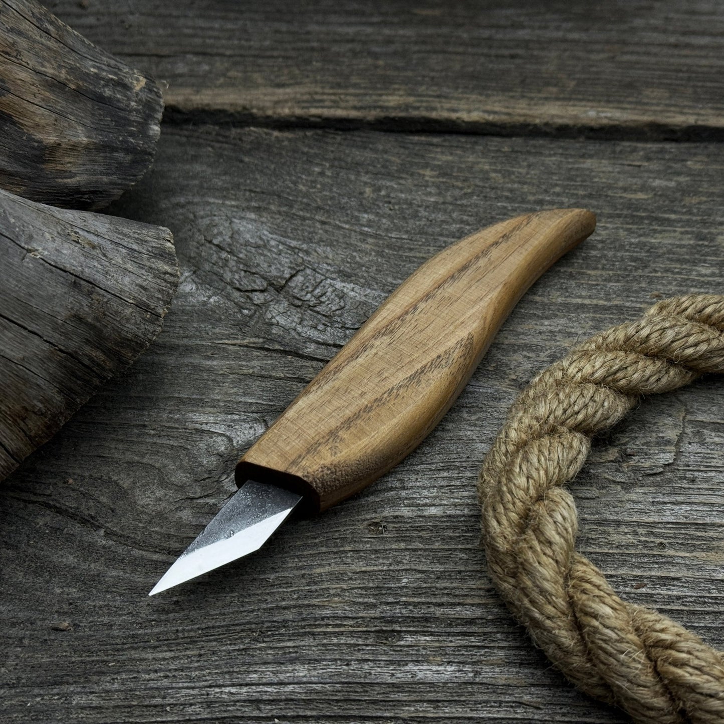 5-Piece Wood Carving Set – Whittling Knife & Gouges