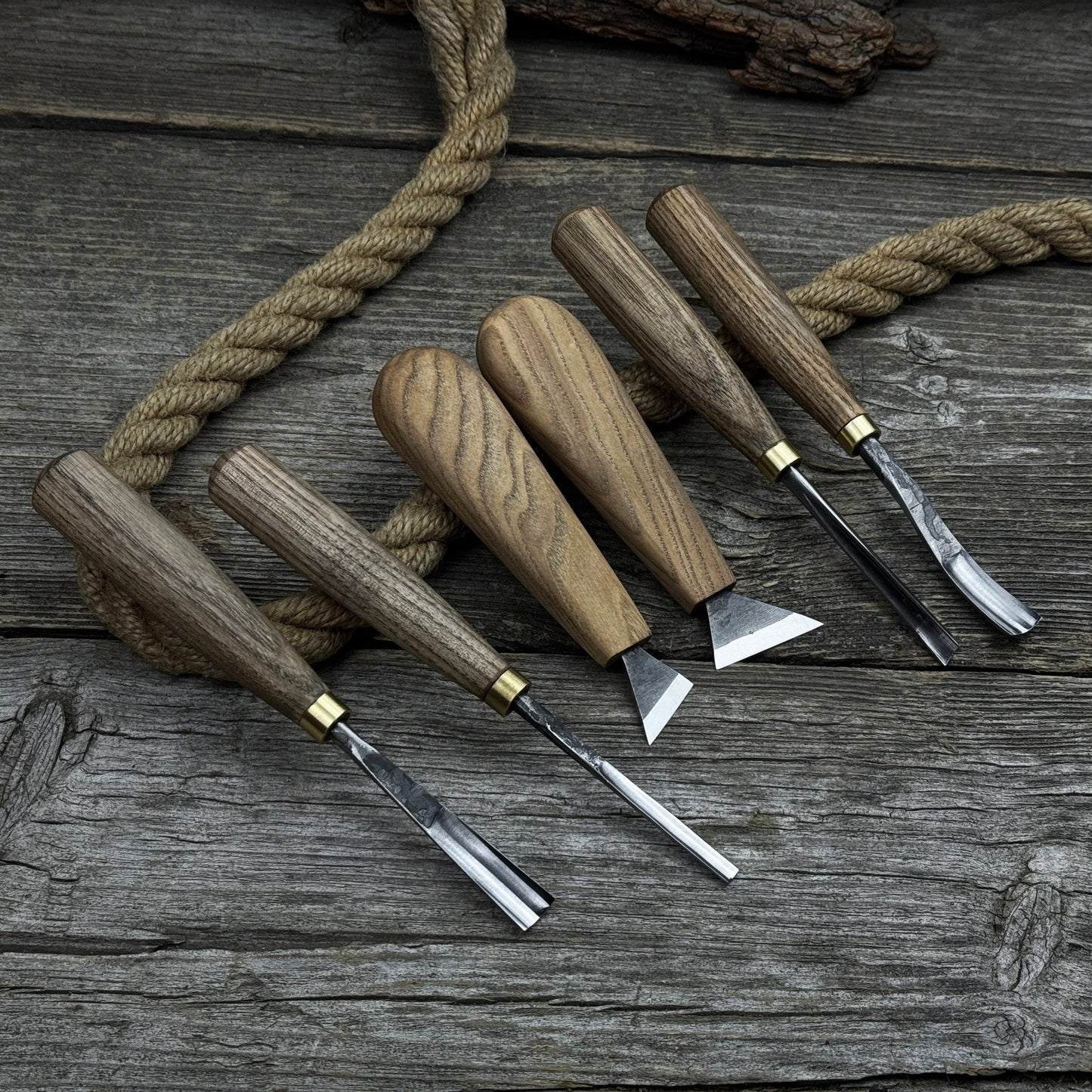6-Piece Wood Carving Tool Set – Knives, Gouges & Chisels for Detail Work