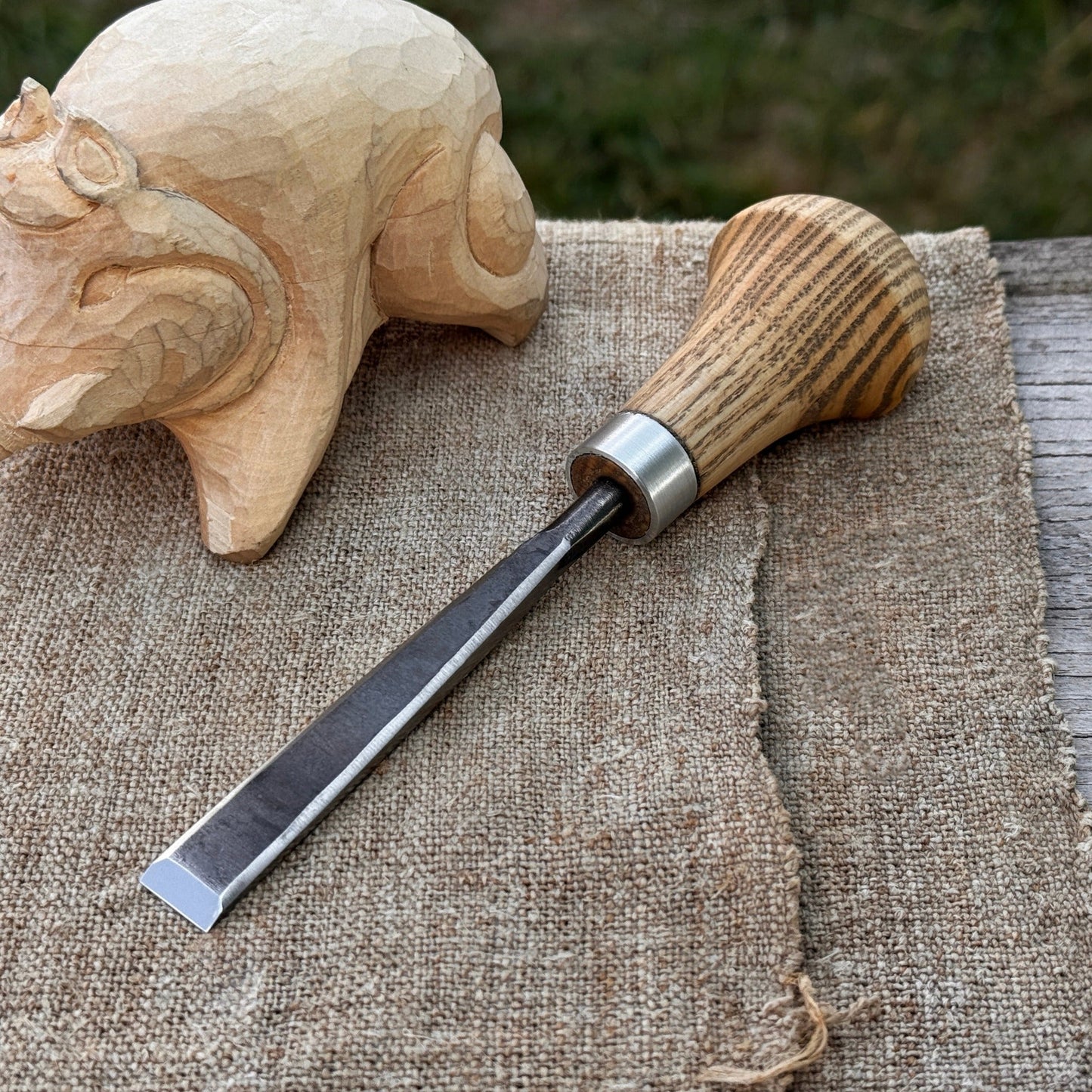 Detail Carving Chisel with Palm Handle, 10 mm (0.39 inches)