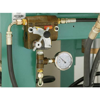 Grizzly G0504 - 16" 30 HP 3-Phase Dual Conveyor Horizontal Resaw Bandsaw