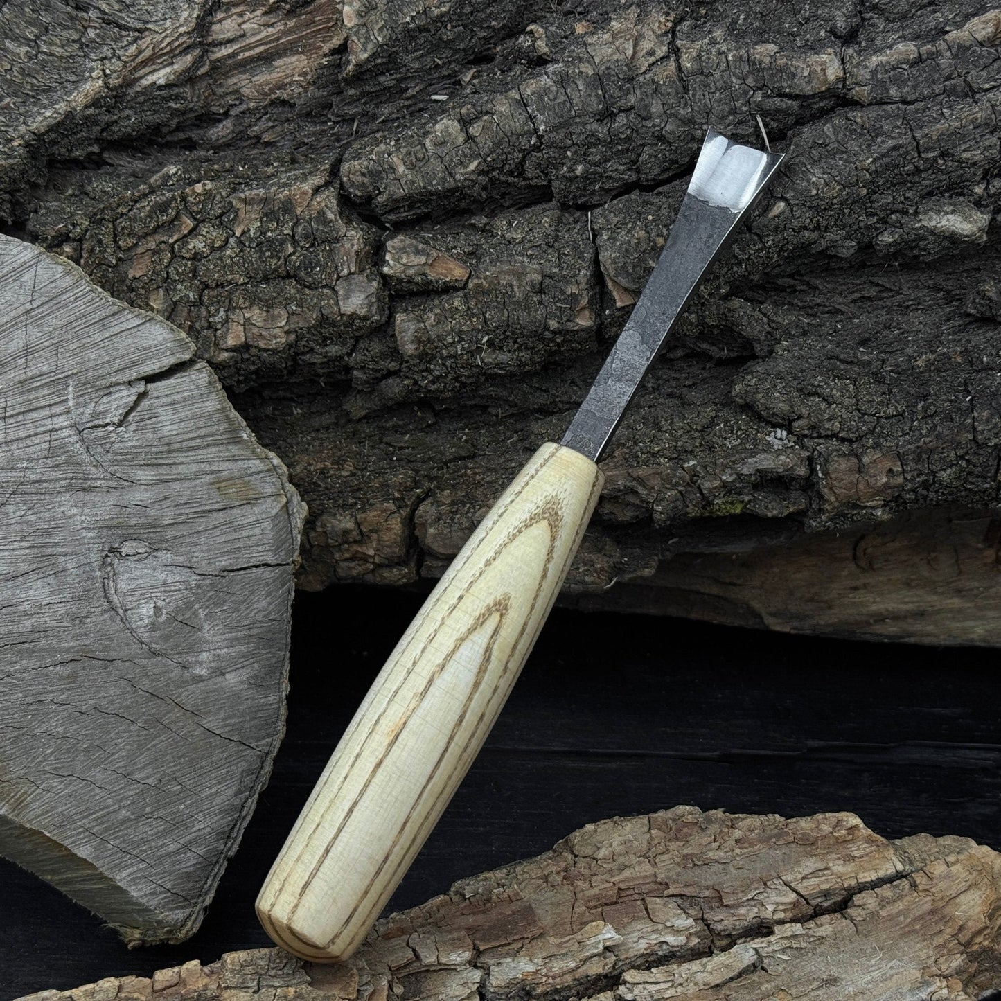 Small Fishtail Chisel – 15 mm / 20 mm (0.59 / 0.79 inches)