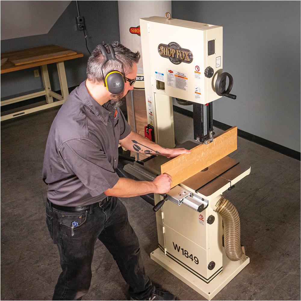 Shop Fox W1849 - 14" 2 HP Resaw Bandsaw