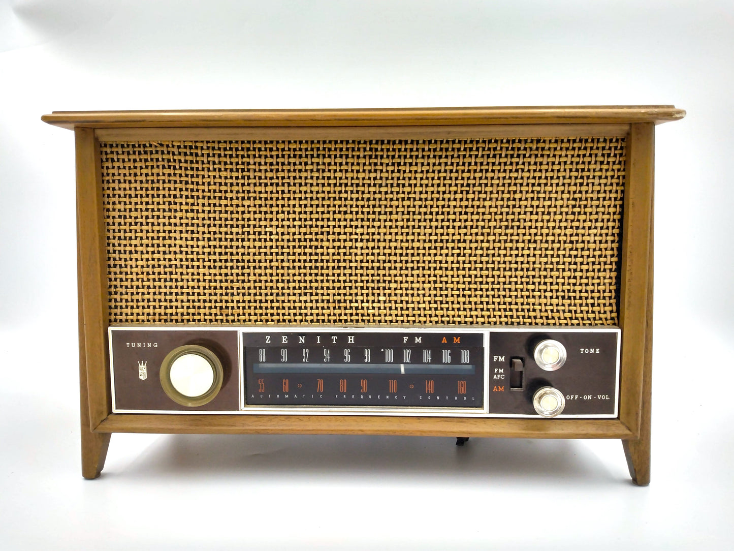 Small Refurbished Radio w/ Bluetooth